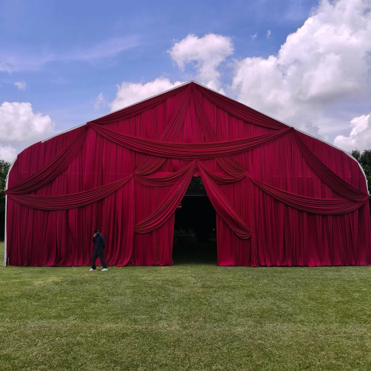 Tents & Decor