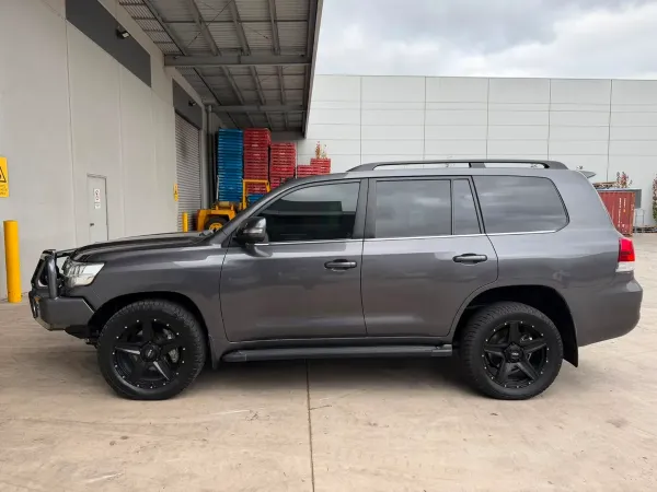 Toyota Land Cruiser 2019