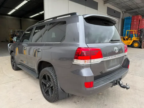 Toyota Land Cruiser 2019